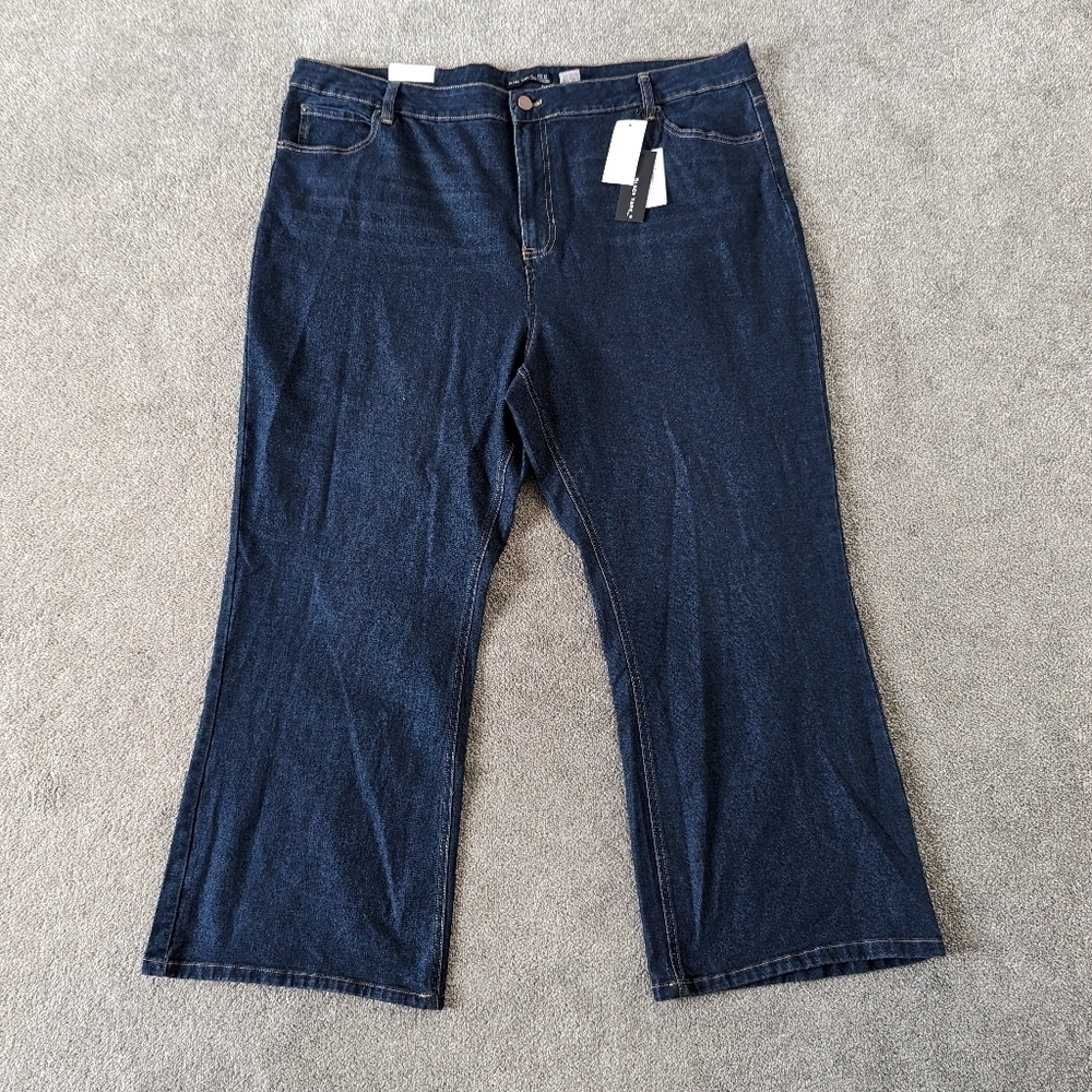 Black Tape_ Women's High Rise Relaxed Flare Jeans Size 24 NEW NWT Denim Pants